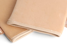 Load image into Gallery viewer, Nikki Mitchell Self-Tanning Mitt