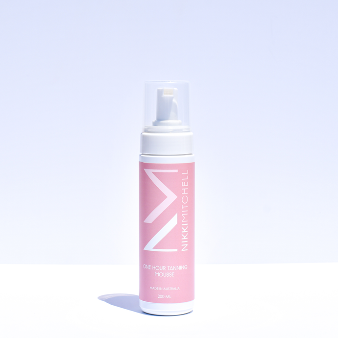 1 hour tanning mousse Nikki Mitchell
