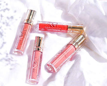 Load image into Gallery viewer, Nikki Mitchell Crème Liquid Lips - Chilli
