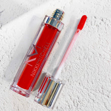 Load image into Gallery viewer, Nikki Mitchell Crème Liquid Lips - Chilli
